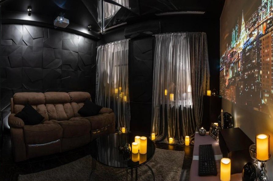 Black Room &mdash; private cinema room